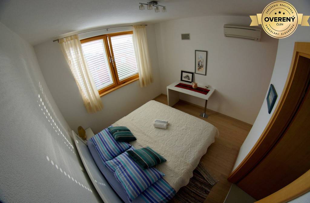 Krásna Vila s bazénom, Zadar/Petrčane