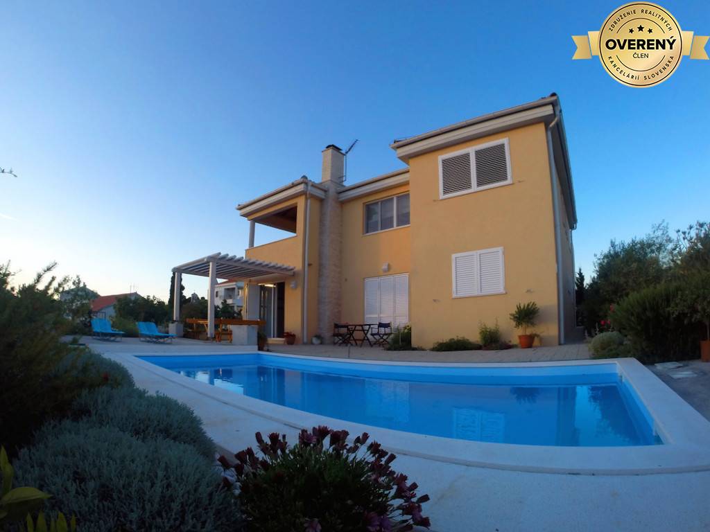 Krásna Vila s bazénom, Zadar/Petrčane