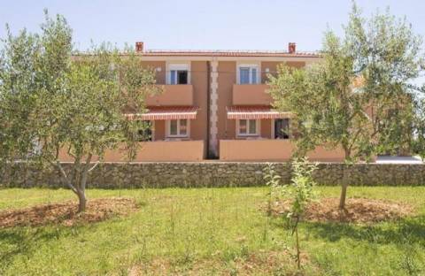 VILA S APARTMÁNY, 50 M OD MOŘE - TOP LOKALITA, VIR